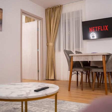 Coban Residence - A3 - Scandinavian Apartment Braşov Exterior foto